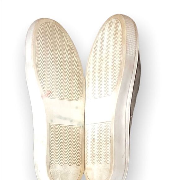 Womens gray Madden kudos sneaker with top zipper. Slip ons. - Picture 4 of 6